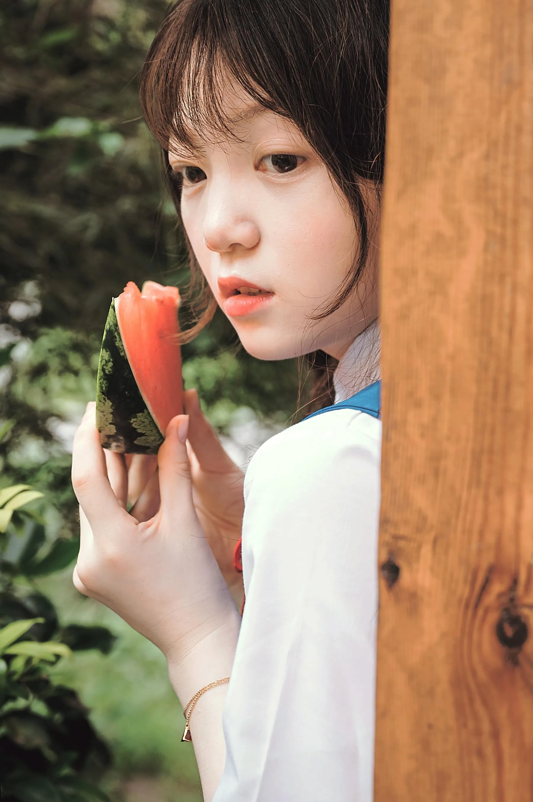 [YITUYU艺图语]2022.08.28 有西瓜的夏天 奶小白是金鱼 [29P]插图6